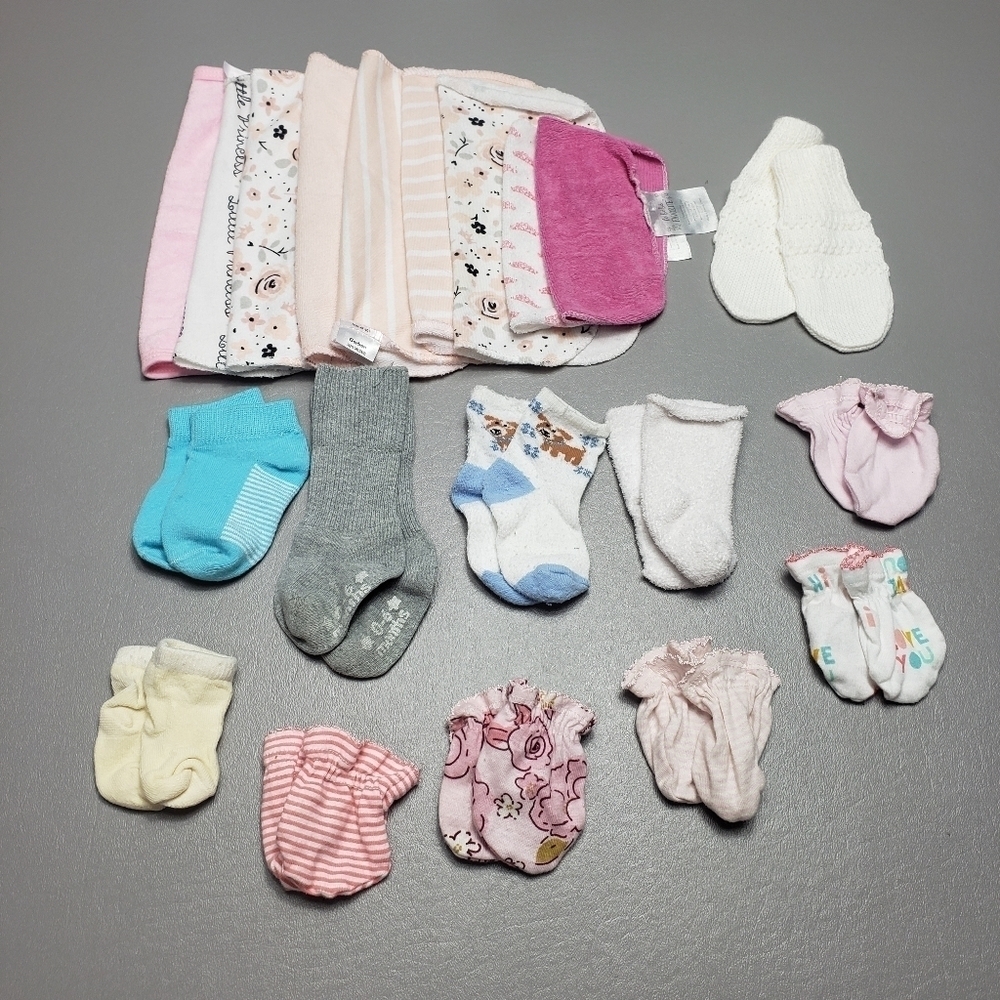 baby girls bundle of 20, wash cloths, socks and mittens